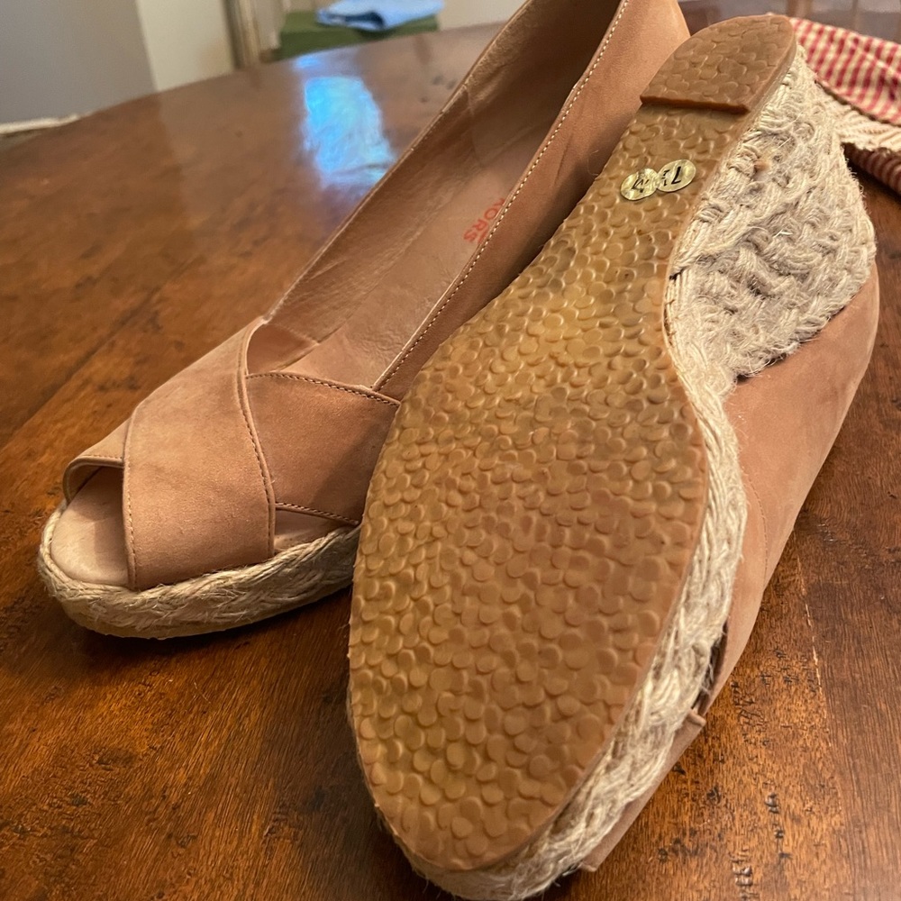 Michael Kors Wedge shoe- suede - Picture 2 of 3